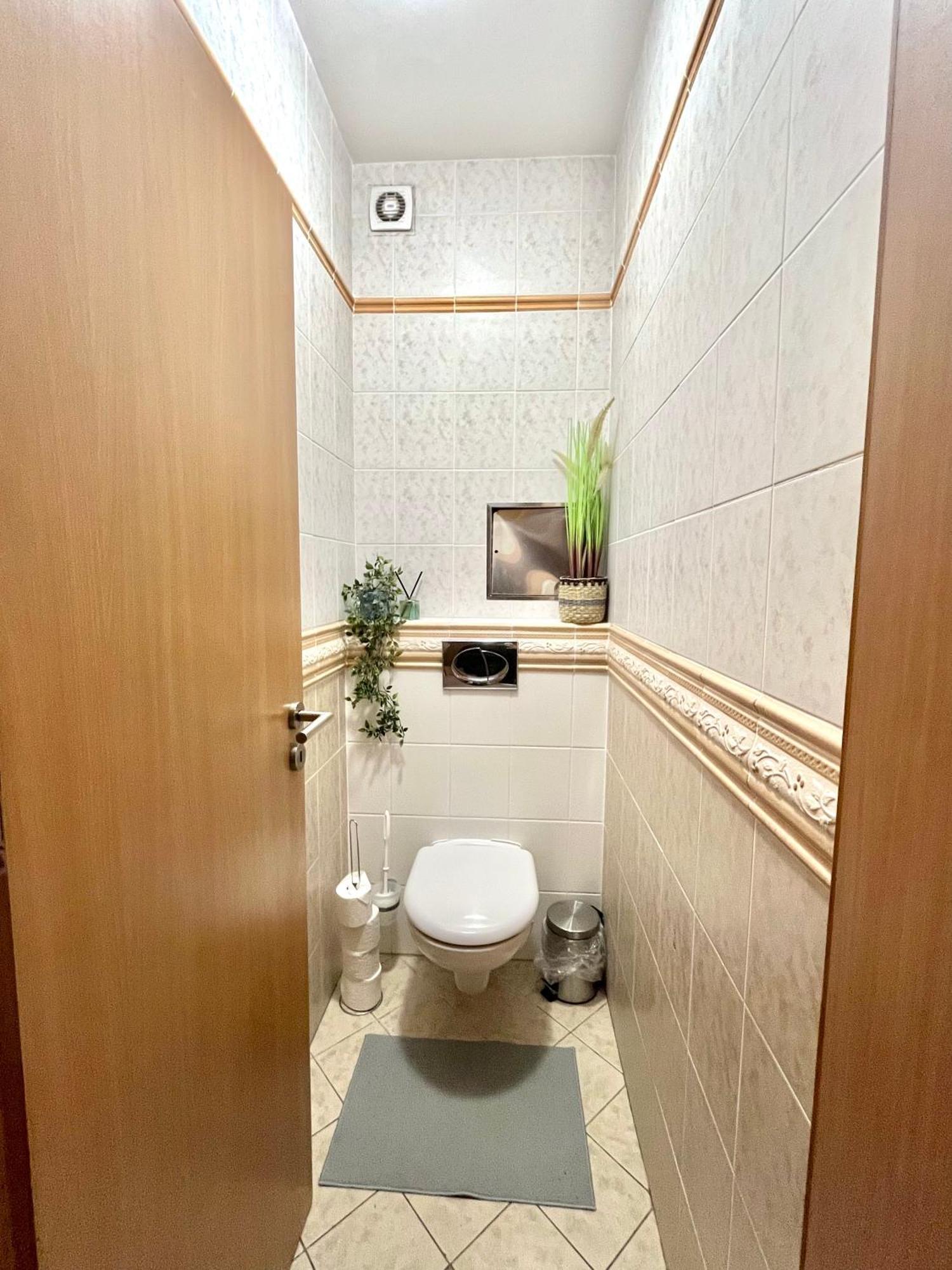 Apartment Tina - Old Town, Ac, Free Private Parking Bratysława Zewnętrze zdjęcie